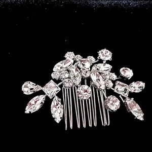 Ben-Amun Hair accessory Wedding Prom Silver Crystal Floral hair comb